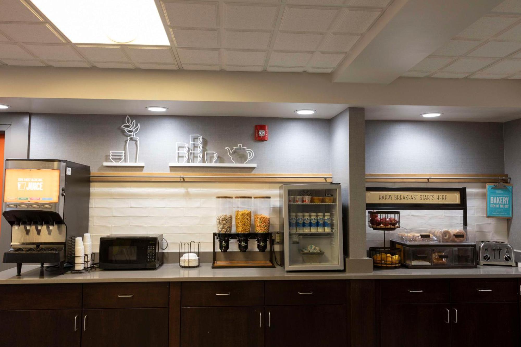 Hampton Inn Kent/Akron Area Eksteriør billede
