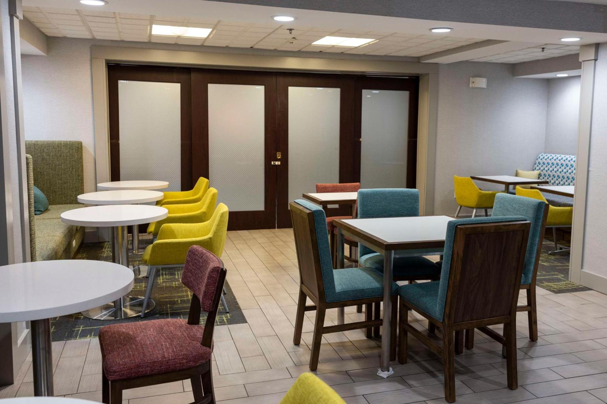 Hampton Inn Kent/Akron Area Eksteriør billede