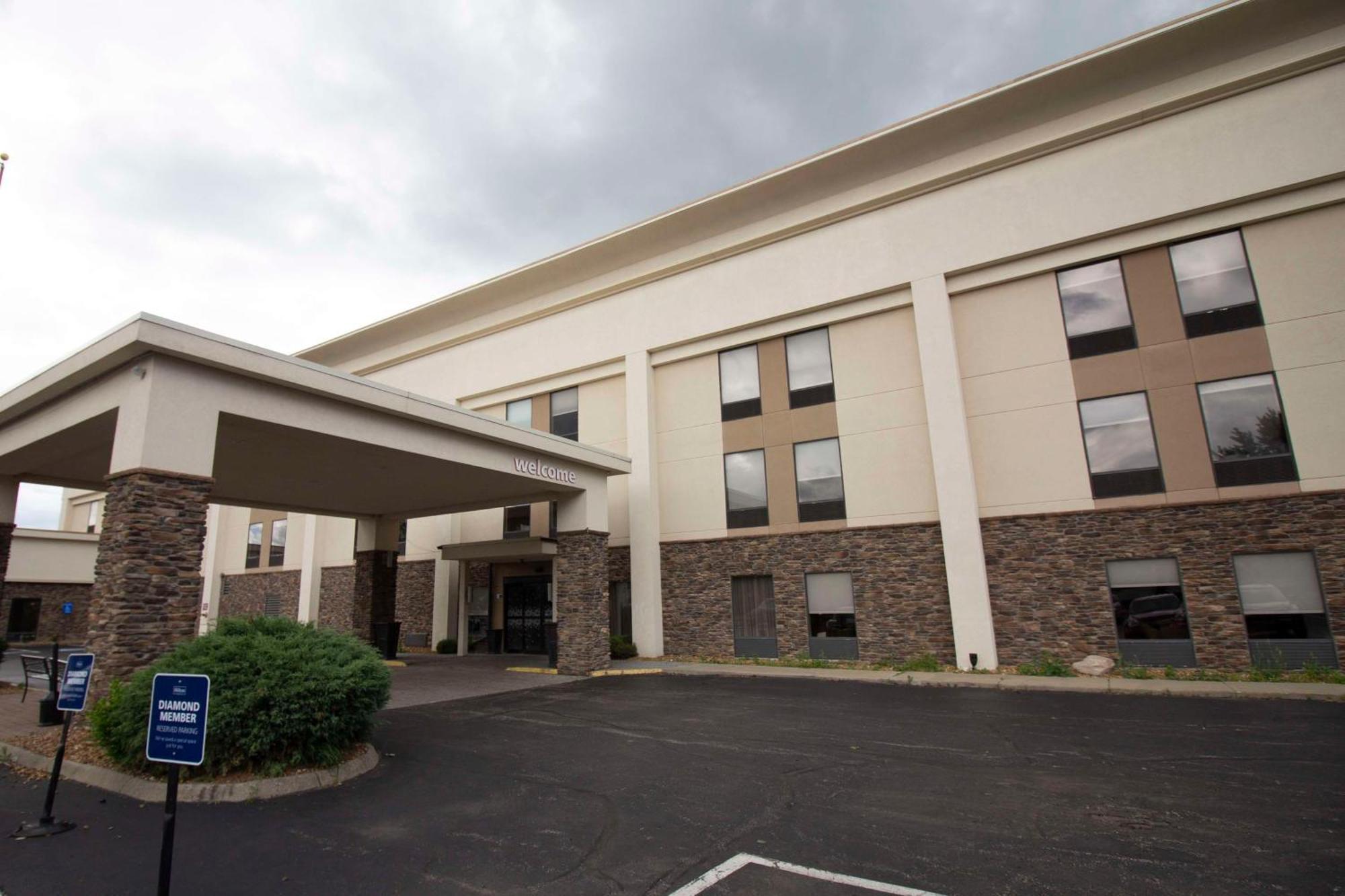 Hampton Inn Kent/Akron Area Eksteriør billede